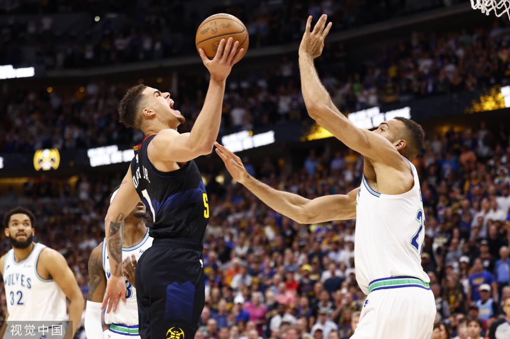 足球是一项 足球是一项